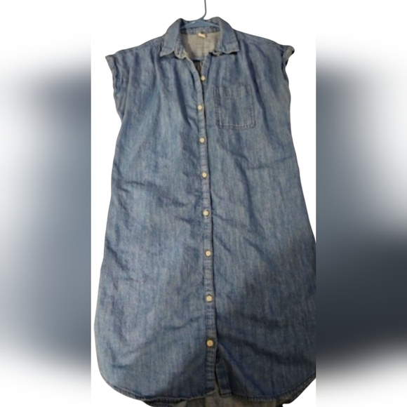 Old Navy Dresses & Skirts - Old Navy Shirt Dress Short Sleeve Chambray Denim Collar Buttons Womens S
